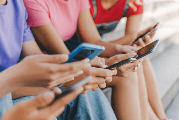 Teens on social media in need of social media warning labels